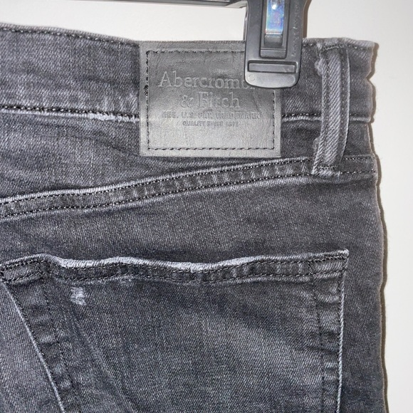 Abercrombie Athletic Black Ripped Jeans 31x32 - Picture 6 of 7